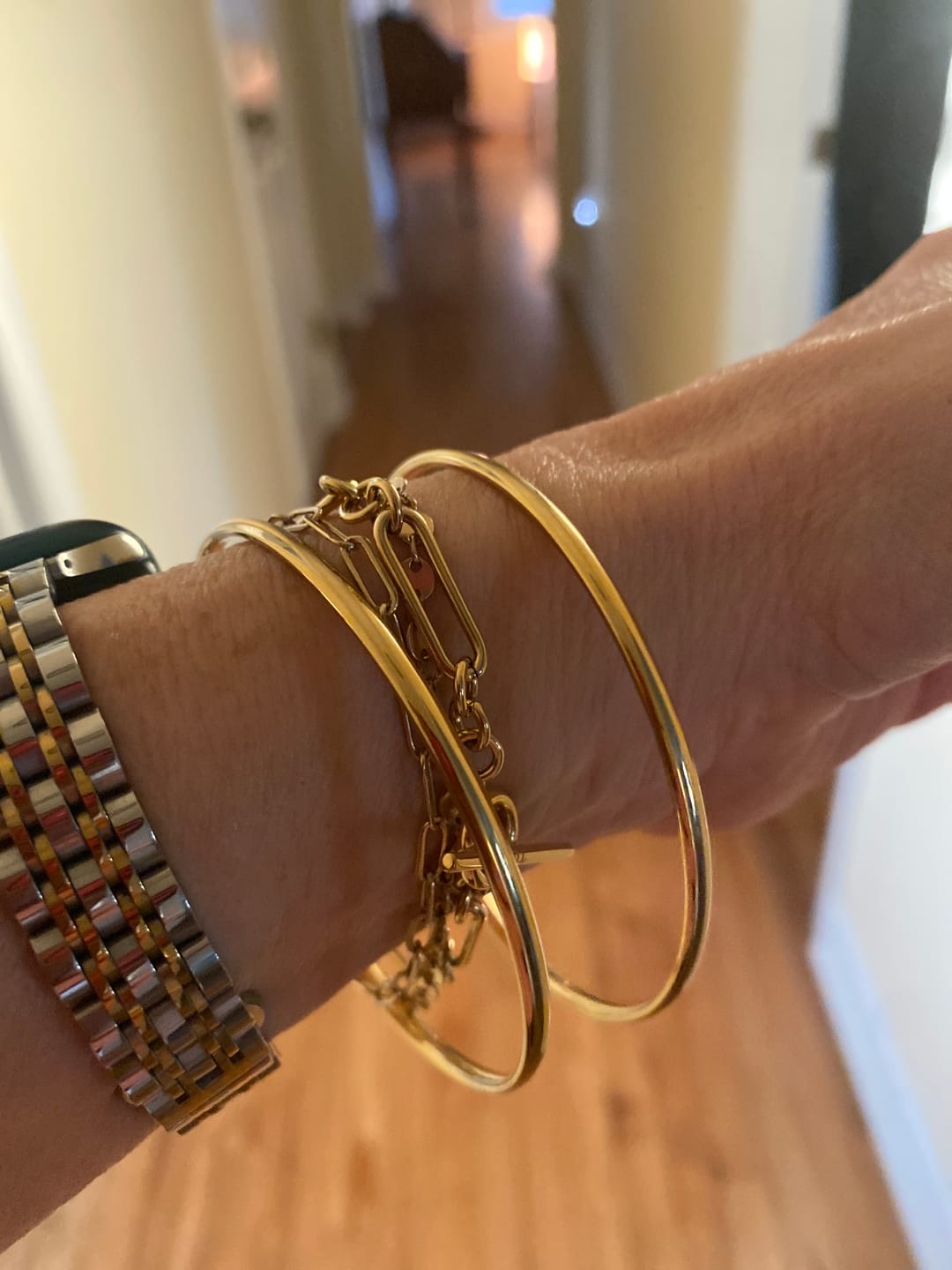 Customer photo review of Classic Gold Bangle