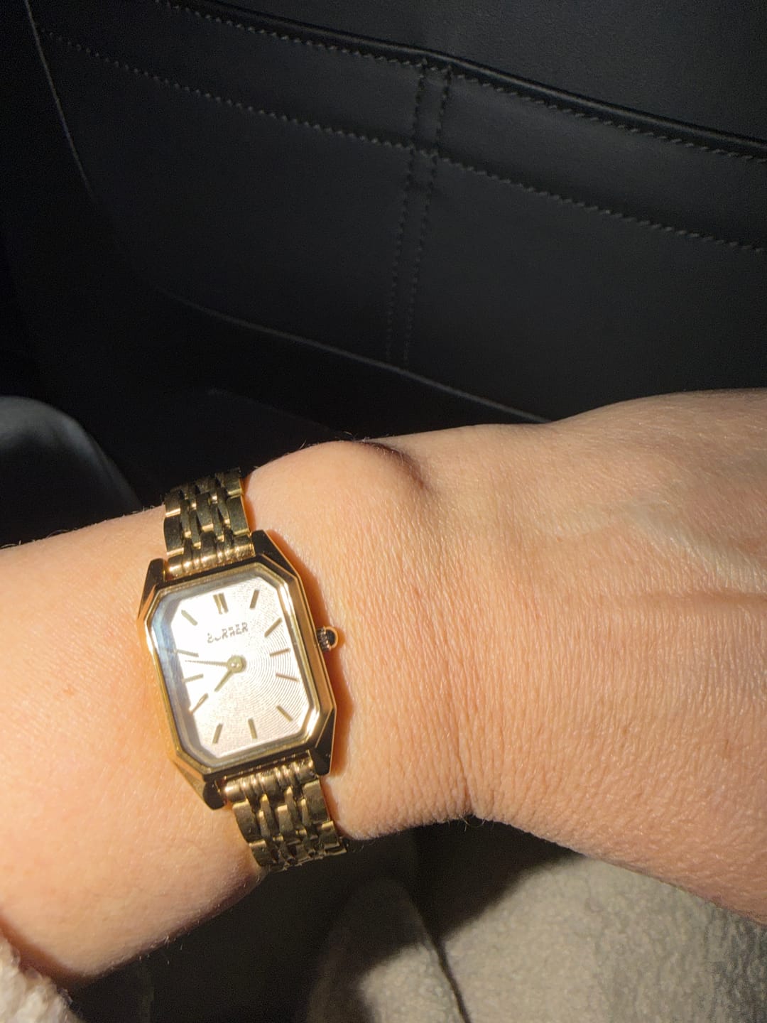 Customer photo review of Isabell Petite Gold
