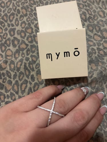Customer photo review of Anello Incrociato X Pavè