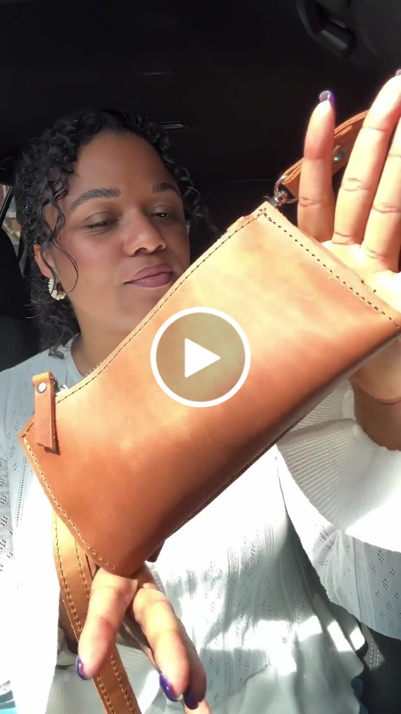 Customer video review of Wallet Bag GiveAway