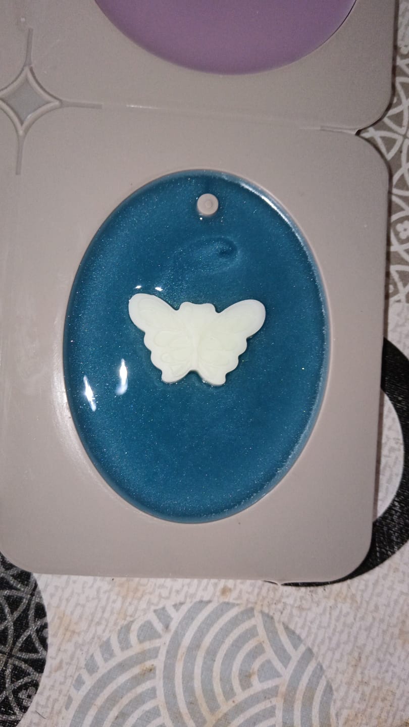 Customer photo review of Colorante líquido para velas AZUL