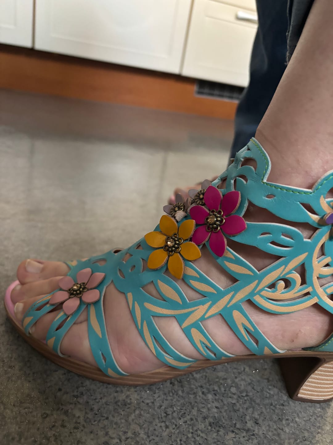 Customer photo review of Blooming Vine Romantic Cutout Sandals