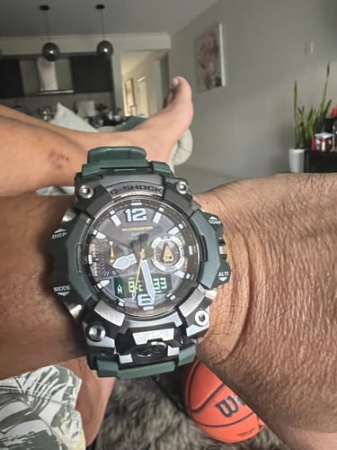 Customer photo review of Casio G-SHOCK Mudmaster Mens 52mm Solar Watch GWGB1000-3A