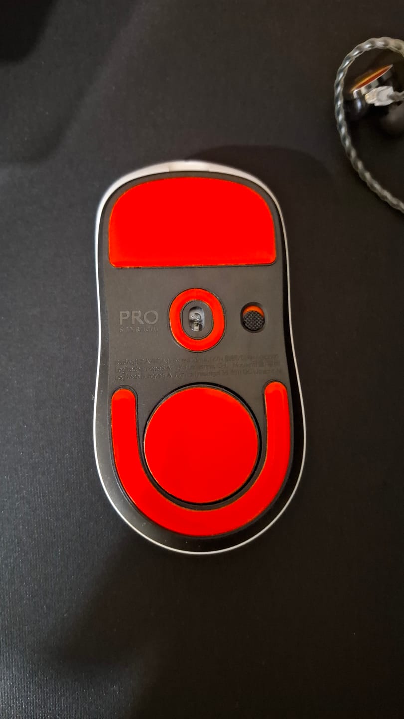 Customer photo review of X-Raypad Obsidian Ultra Mouse Skates