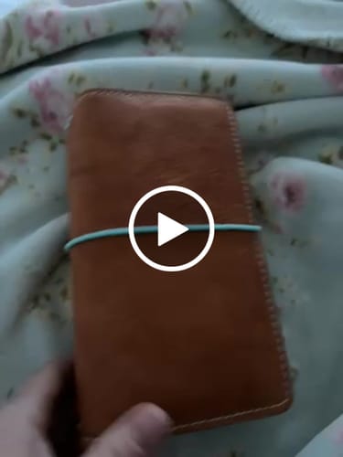 Customer video review of Try Try(for all kinds leather)Apple Pig Traveler's Notebook