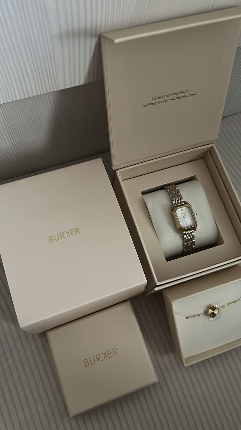 Customer photo review of Flora Gold Bracelet