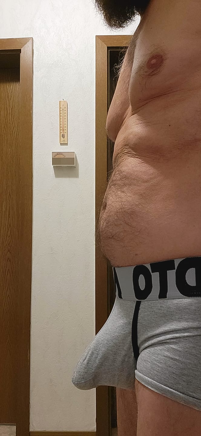 Customer photo review of 2 Pack Men's Gun and Bullet Separation Large Pouch U-Convex 3D Cut Loose Trunks