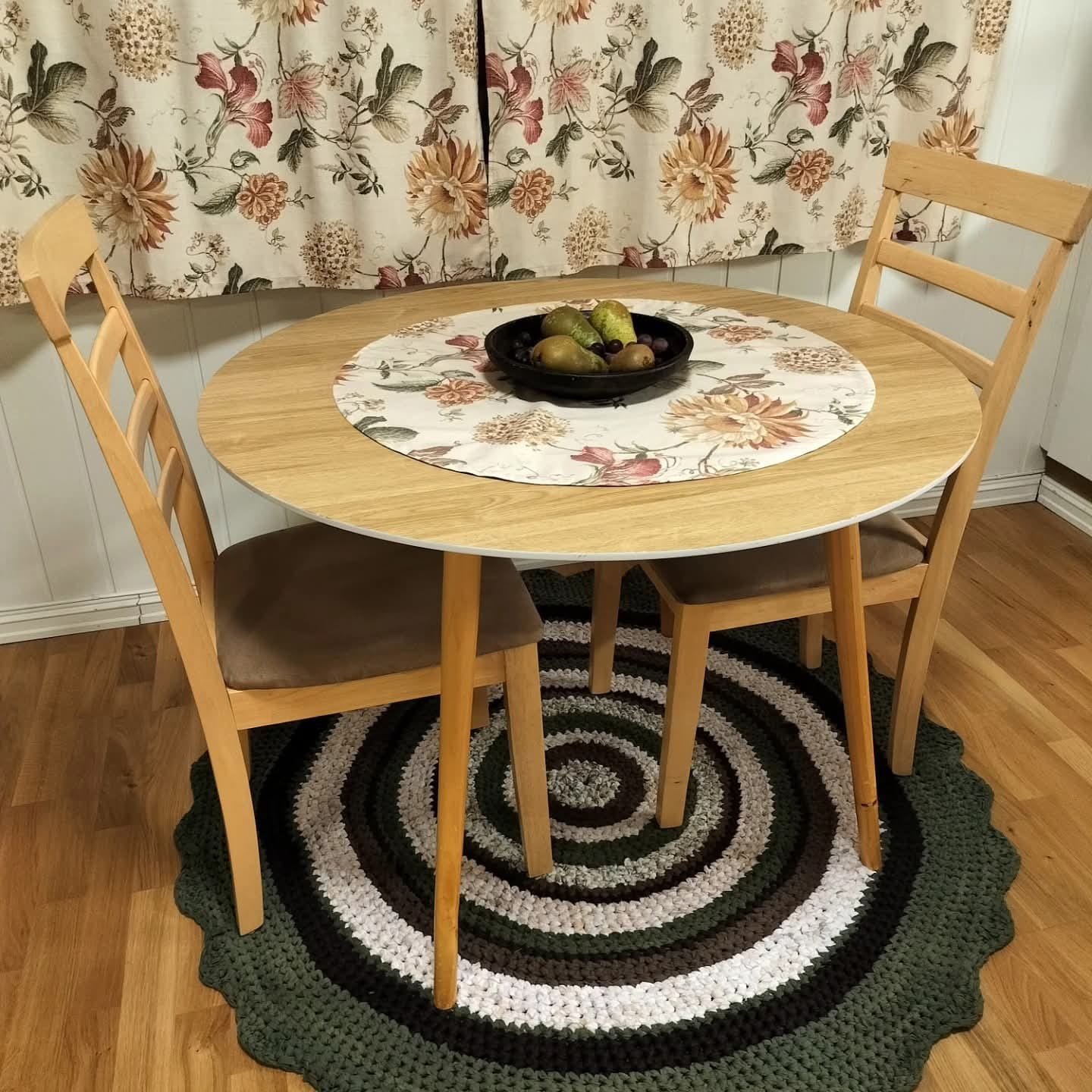 Customer photo review of Premium Bedford Oak kontaktplast