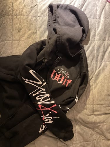 Customer photo review of SKZ DO IT Tracks Printed Hooded Zipper Coat
