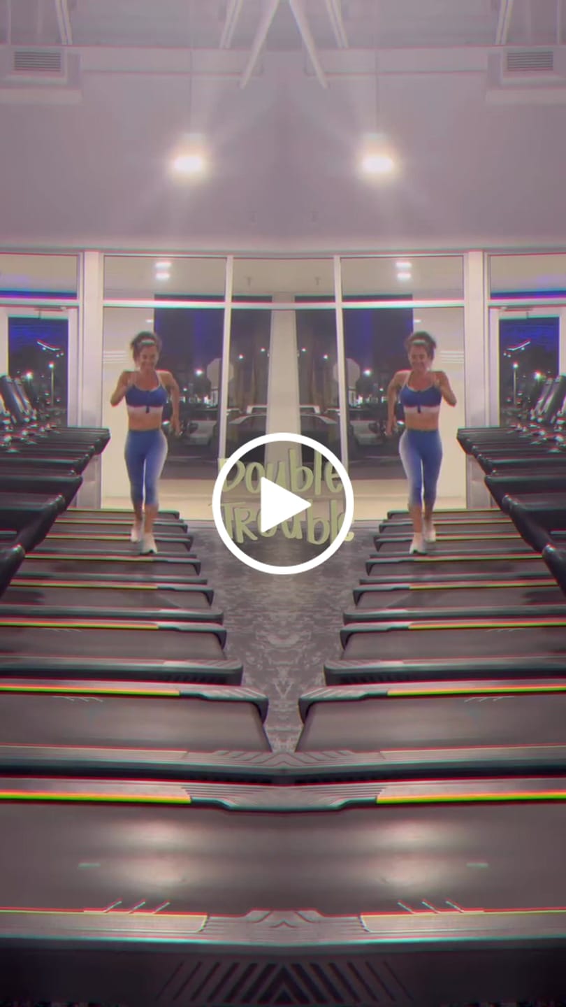 Customer video review of Blue Optical Illusion Capris