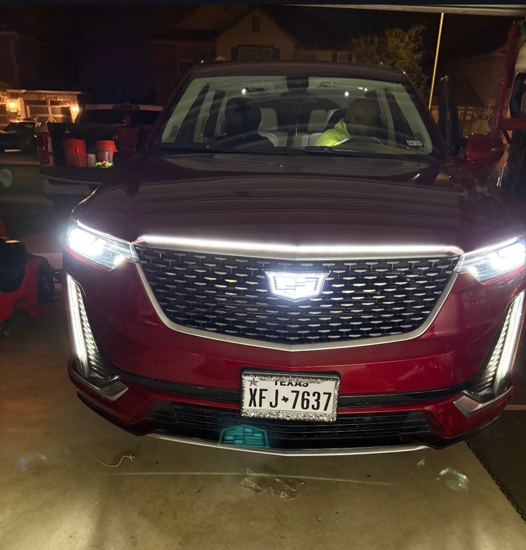 Customer photo review of Cadillac Emblem Light Up Front Grille LED Luxury Metallic Dynamic Crystal Illuminated Logo