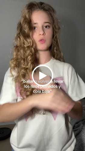 Customer video review of put a bow on it classic tee