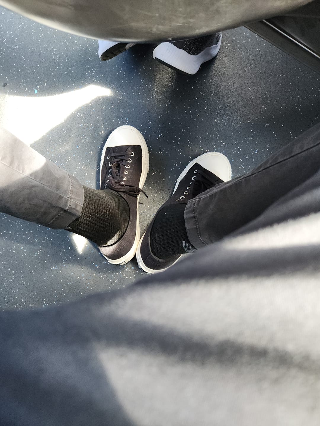 Customer photo review of Center Low-Top Black/Sea Salt