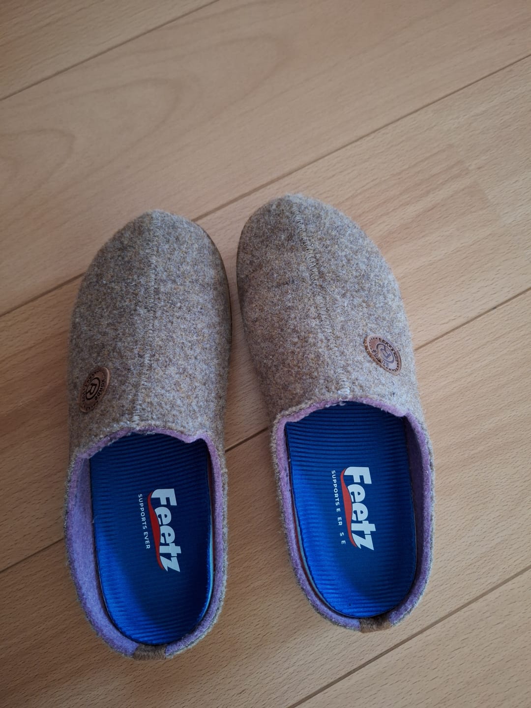 Customer photo review of Feetz® Blue One