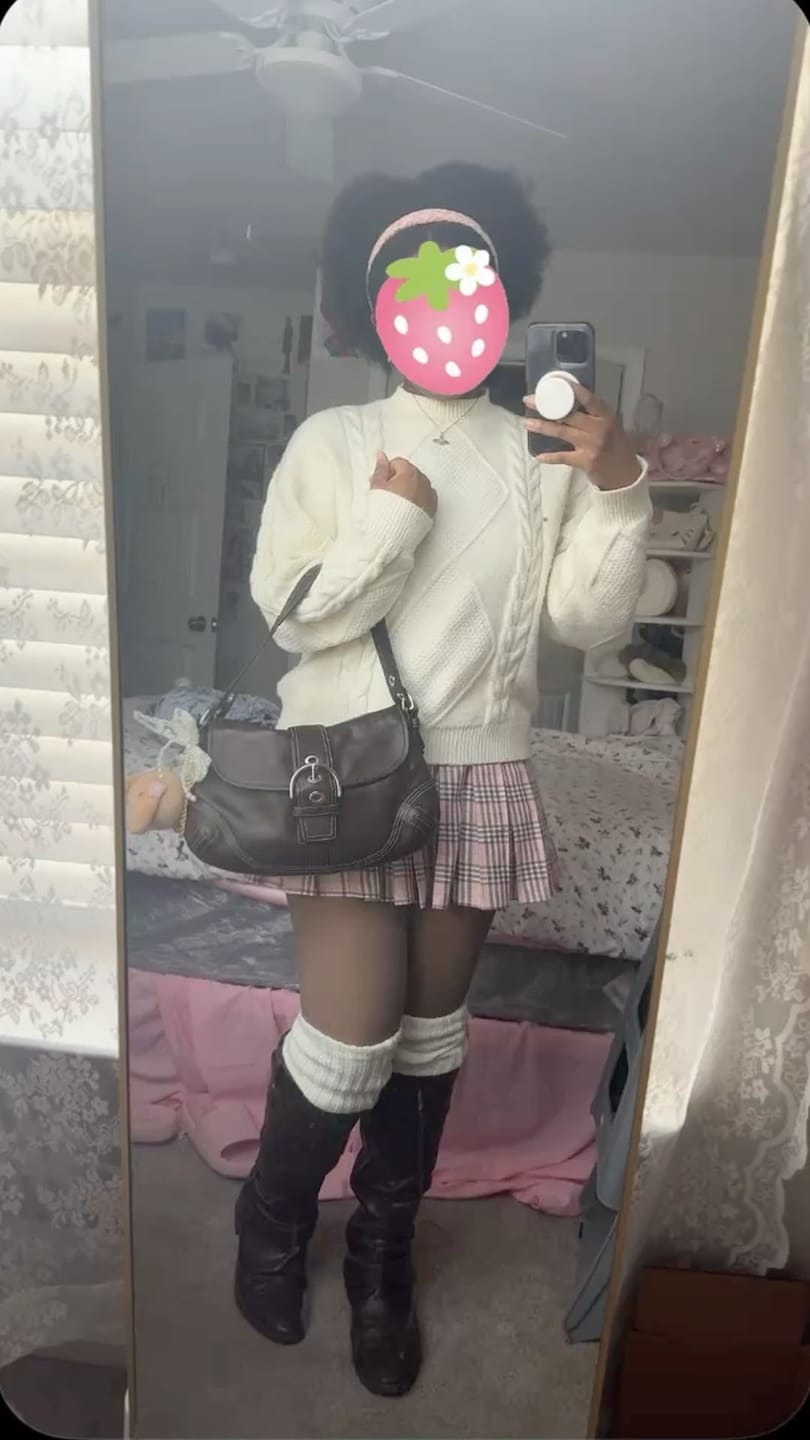 Customer photo review of Girly Plaid Pleated High Rise Skirt (Pink)