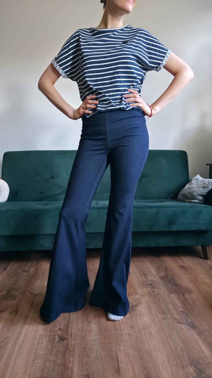 Customer photo review of Spodnie dla wysokich kobiet Ultra Flare Denim