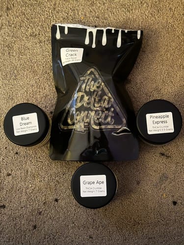 Customer photo review of Blue Dream | Live Resin Diamonds