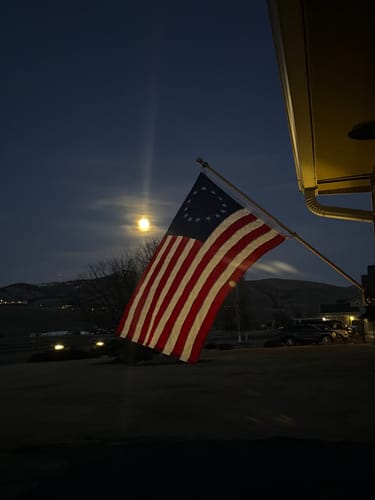 Customer photo review of 3' x 5' Betsy Ross Flag Set