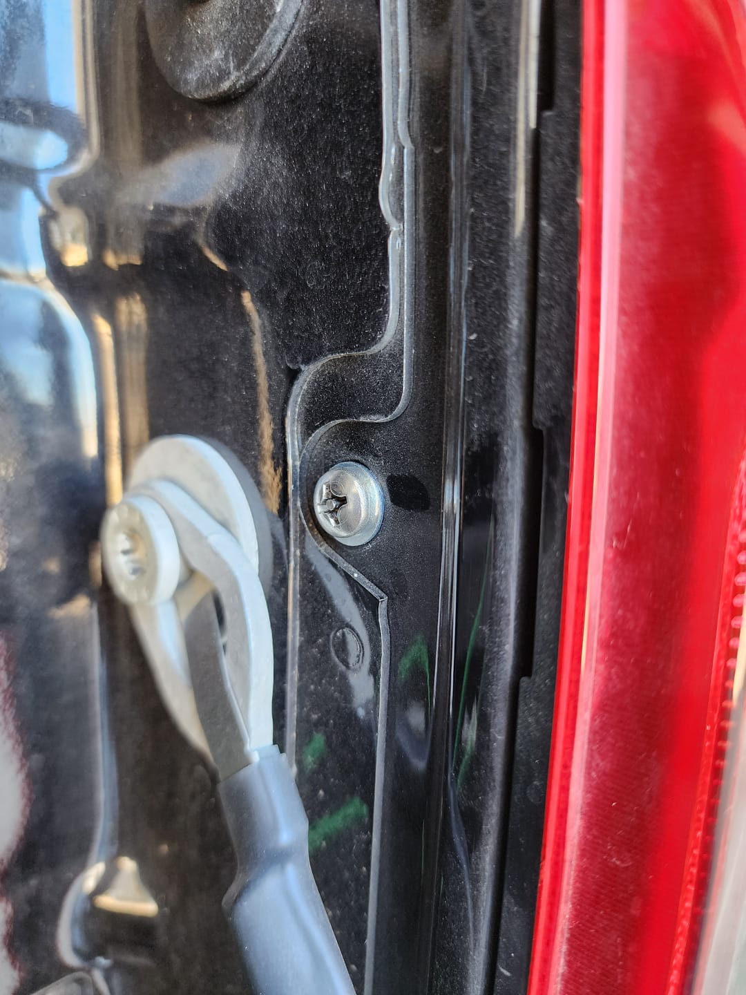 Customer photo review of Light Keeper Taillight Security Screws for Ford Trucks