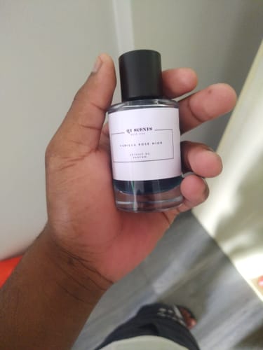 Customer photo review of Vanilla rose nior  unisex- Inspired by oud satin mood by Maison Francis Kurkdjian