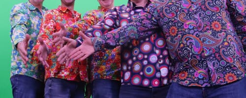 Customer photo review of Chemise boutonnée à manches longues en coton à motif floral coloré vintage des années 70 pour homme