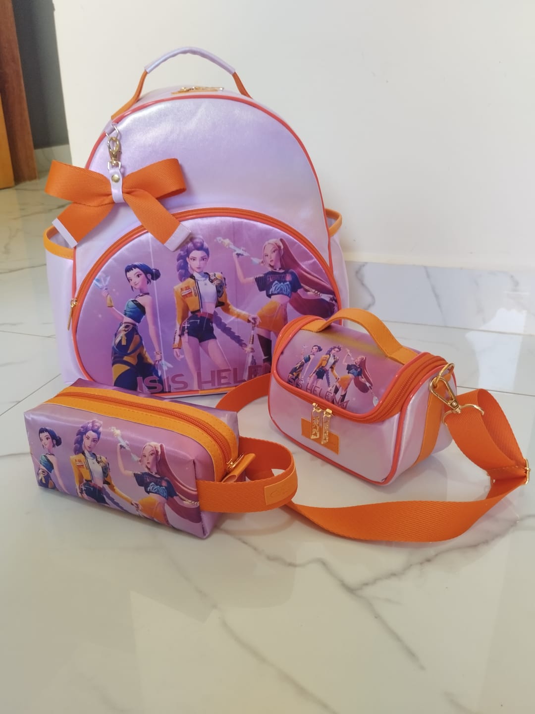Customer photo review of METTALIC HOLOGRAFICO LILAS