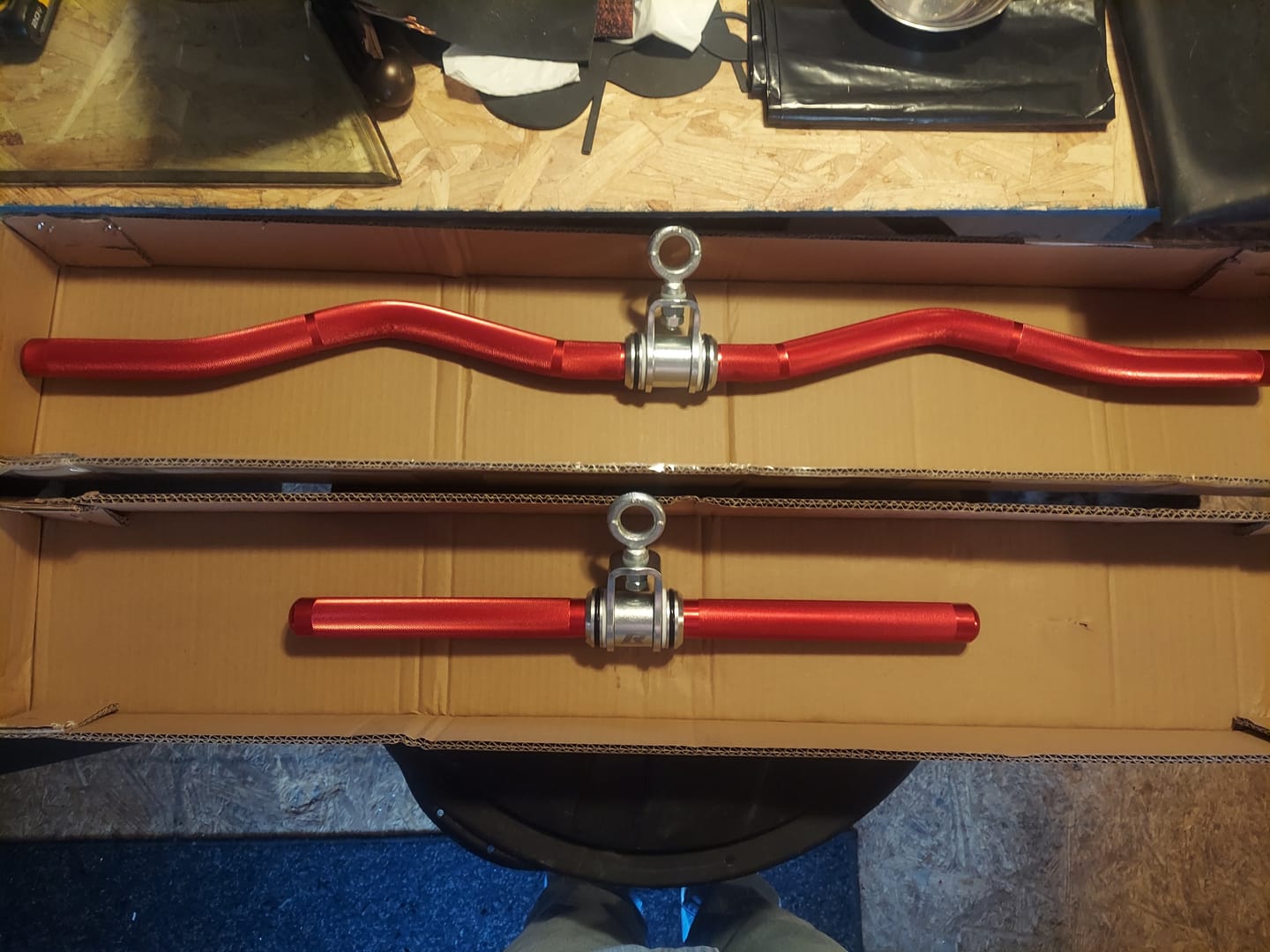 Customer photo review of RitFit Aluminum Alloy Handle Set Long W-Shaped and Short Straight Bar for Cable Machine