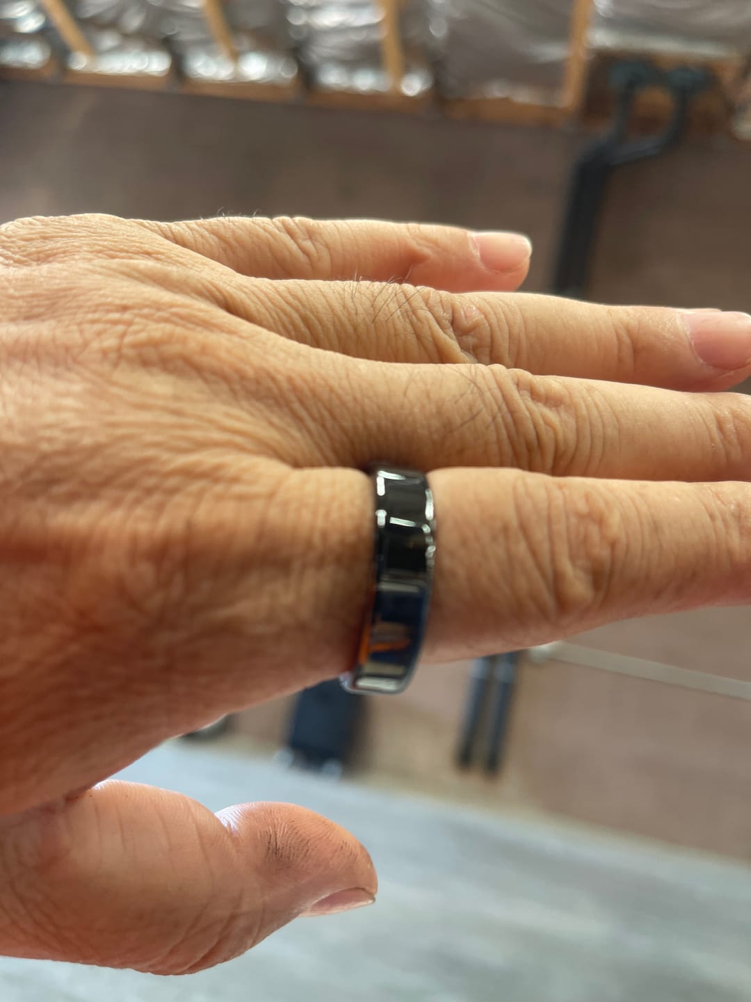 Customer photo review of Fitaos R05 Blood Sugar Blood Pressure Blood oxygen HRV Sleep Monitoring Waterproof Smart Ring