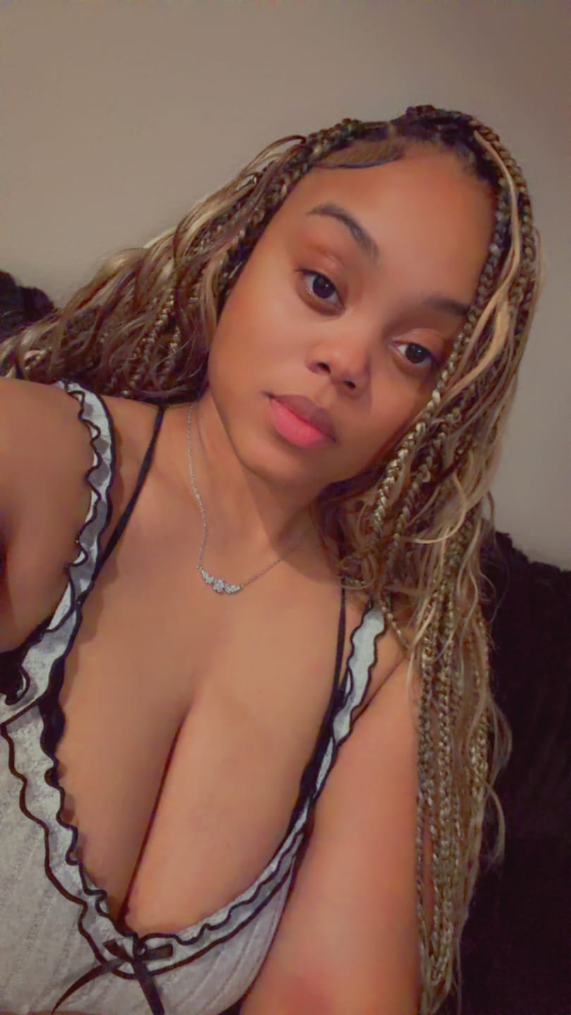 Customer photo review of #4/27/30/613 Mix Color Blend Body Wave Human Braiding Hair