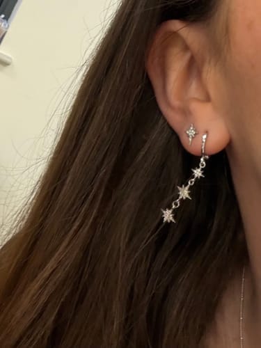 Customer photo review of Romilly Droplet Star Huggie Earrings