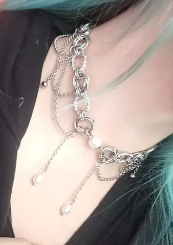 Customer photo review of Lumière Choker