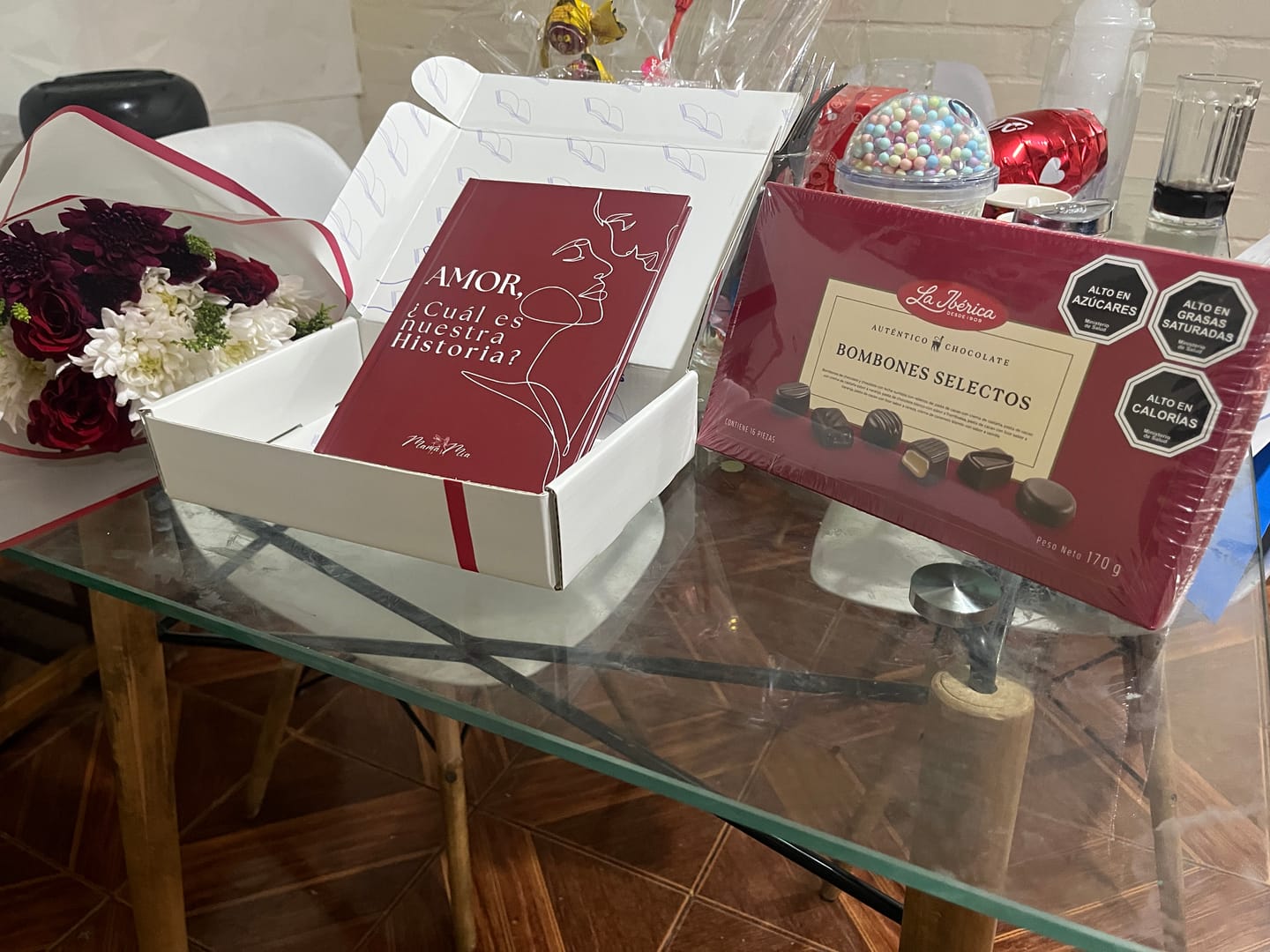 Customer photo review of Amor, ¿Cuál es nuestra Historia?