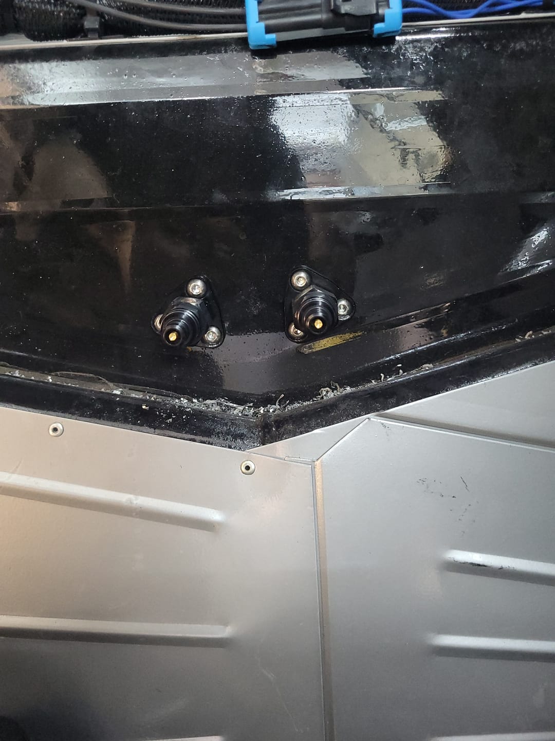 Customer photo review of -6AN Flanged Bolt in Pass Thru Bulkhead Fitting by Fluidworks