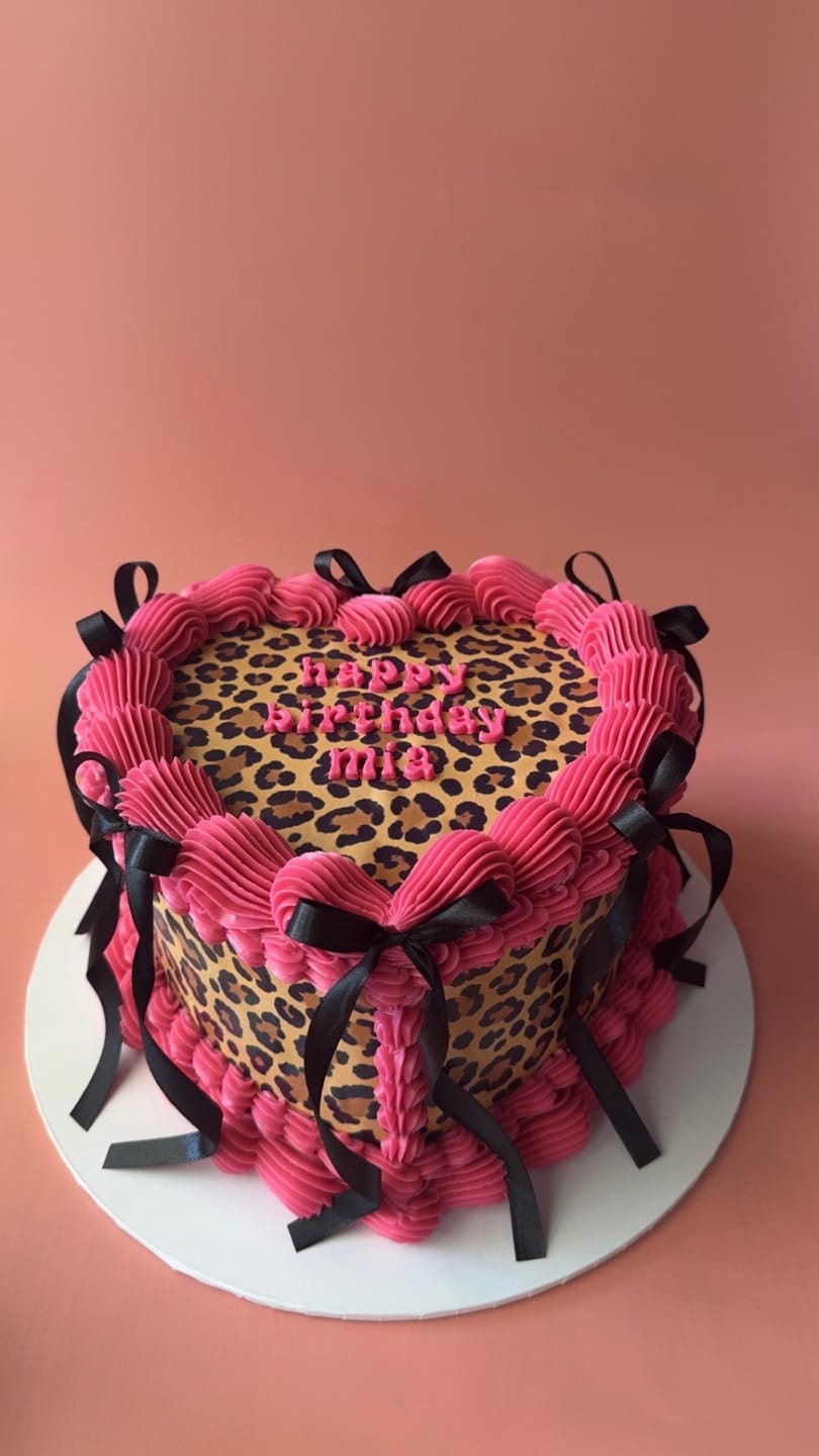 Customer photo review of A3 Rectangle Custom Edible Icing Image