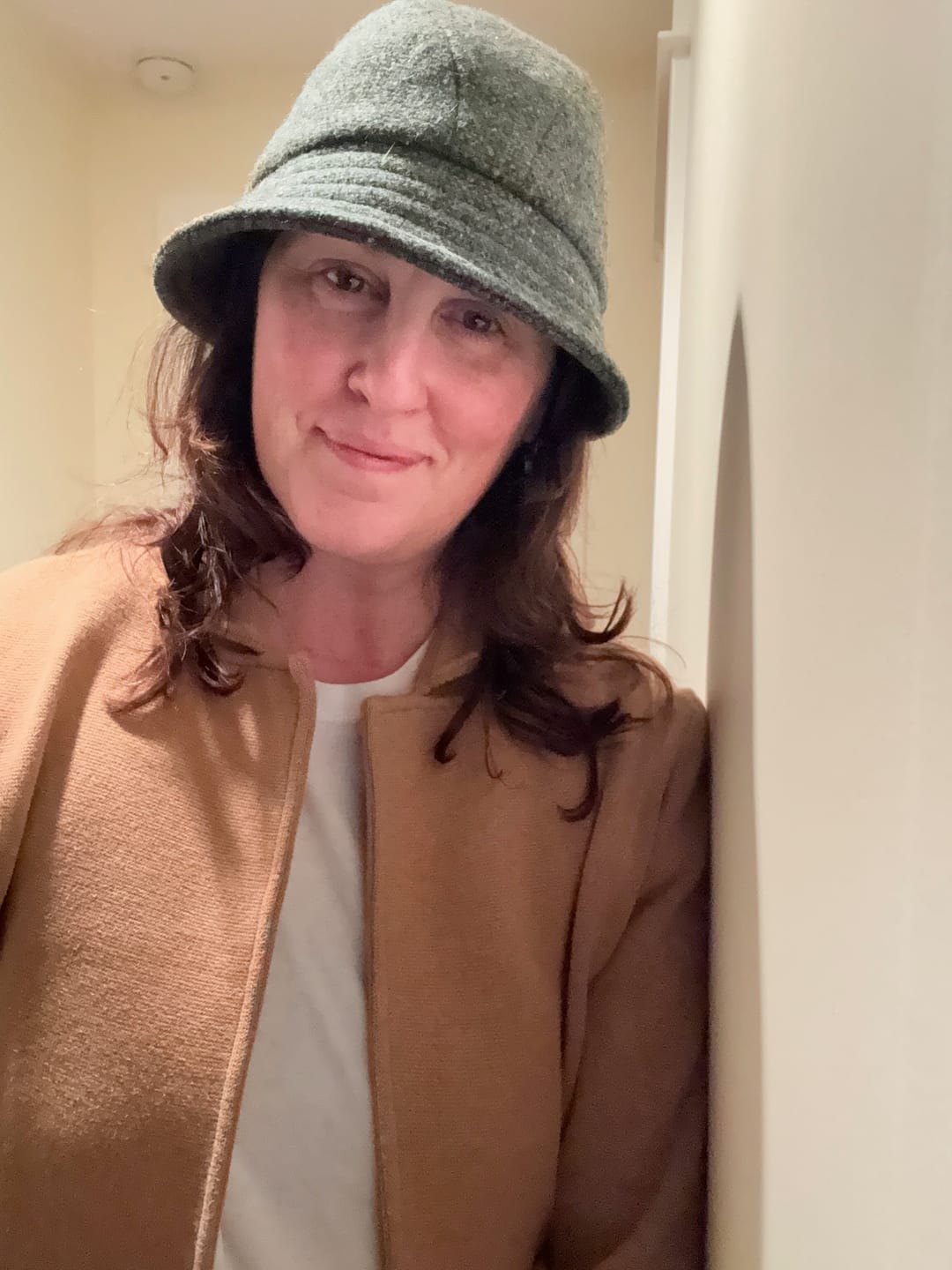 Customer photo review of Eske Travel Hat Tweed