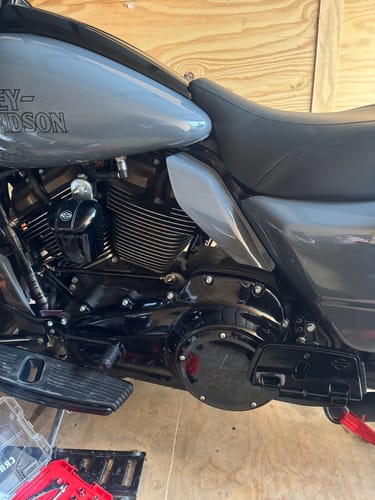 Customer photo review of HR3 Gunship Gray Mid Frame Air Heat Deflectors For Harley Touring and Trike Models 09-24