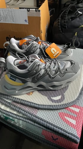 Customer photo review of Moscow Smoky Grey Low Top Minimalist Classy Sneakers