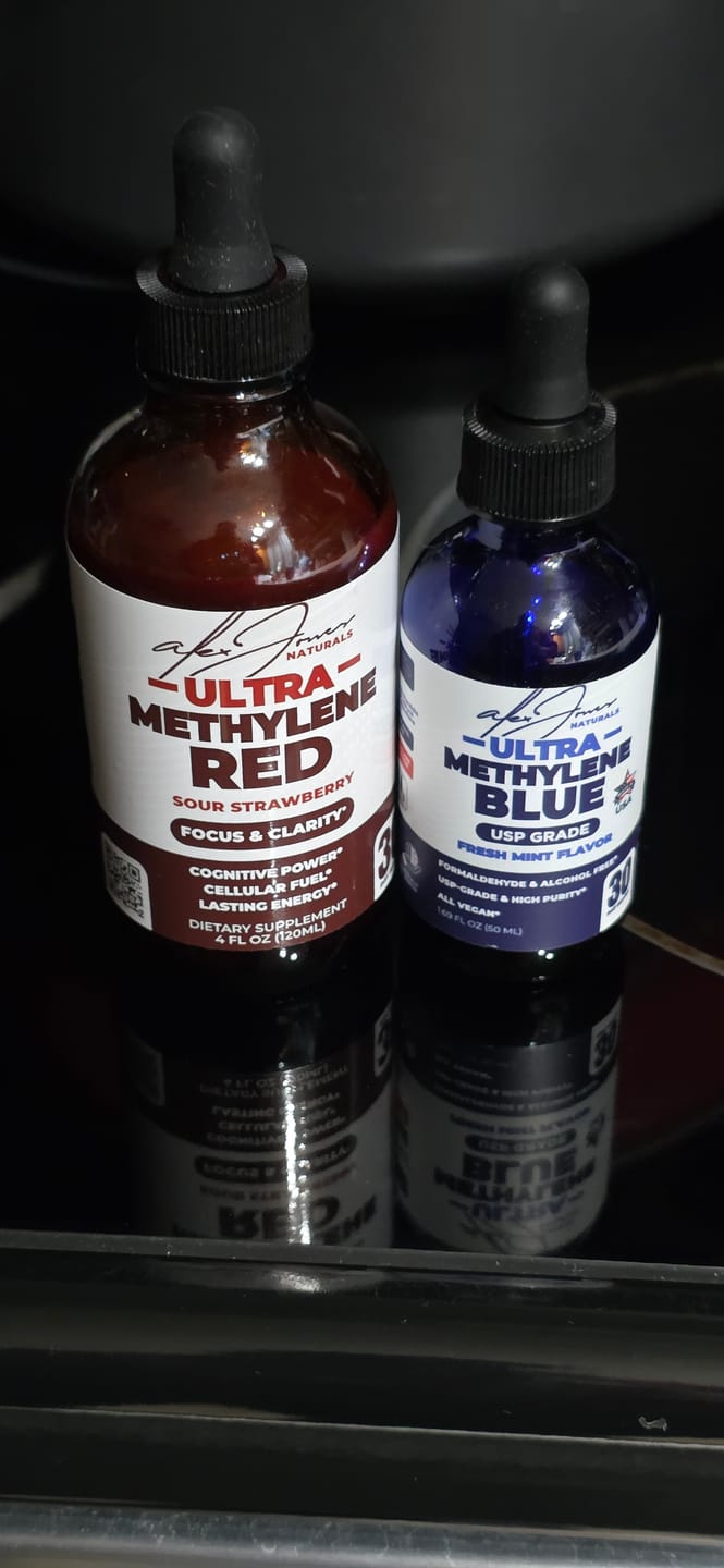 Customer photo review of The Ultra Methylene Red - Sour Strawberry (120ML) (30 Servings)