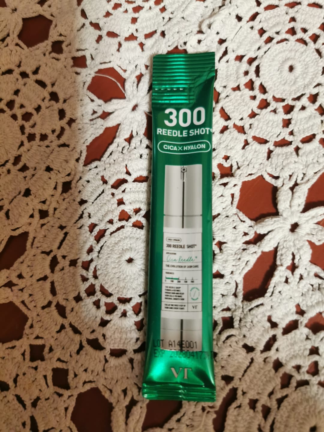 Customer photo review of Intensīvs serums-būsteris ar mikroadatām VT Cosmetics Reedle Shot 300