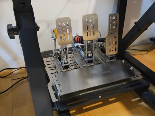 Customer photo review of Simsonn Plus X Racing Simulation Pedal with Haptic Reactor Optional