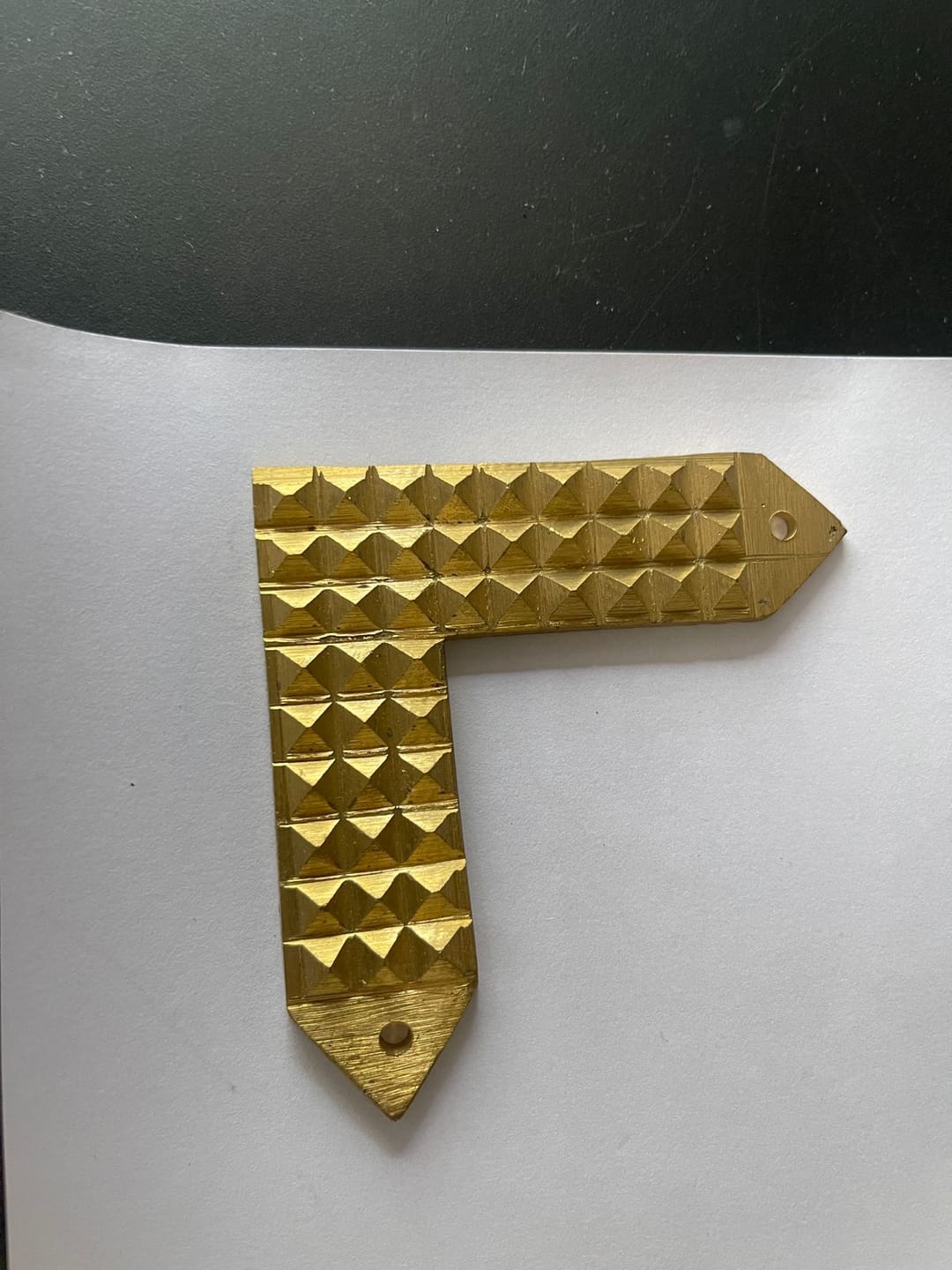 Customer photo review of Metal Pyramid Angle 3.5 inch for Vastu Remedy & Corner Correction Copper, Brass & Lead L-Shaped Pyramid for Missing Corners & Directional Vastu Dosh Nivaran By Vastu Mandir