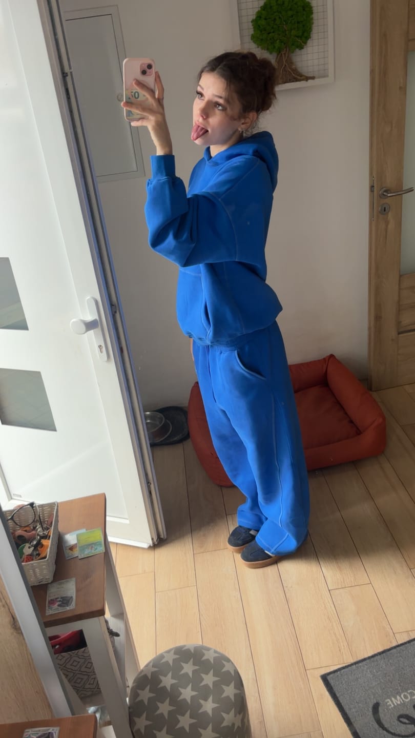 Customer photo review of Soufflé Baggy Hoodie Set