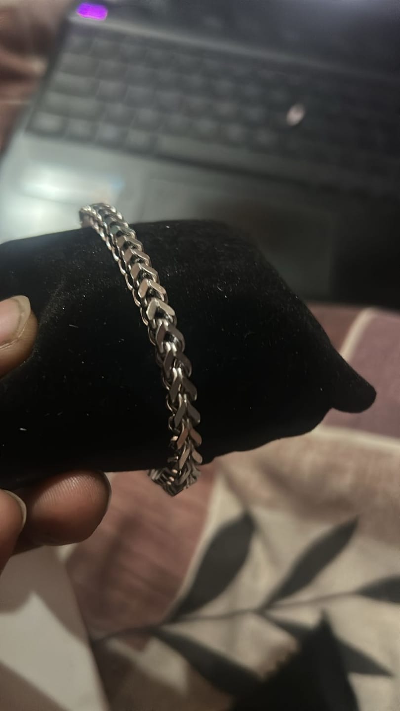 Customer photo review of Minimalist Silver Bracelet