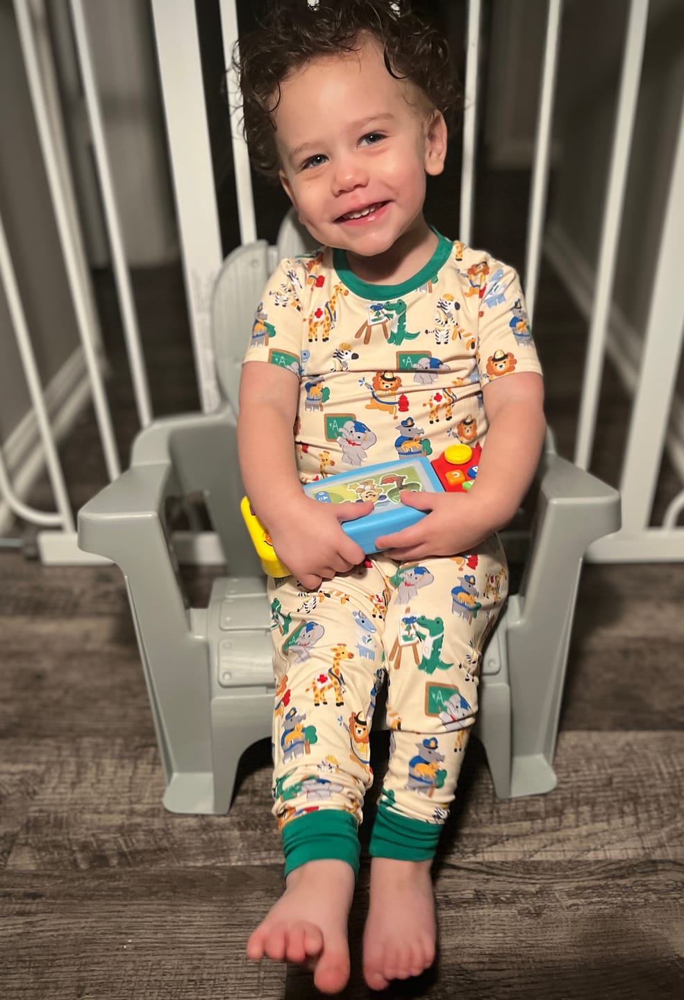 Customer photo review of Animal Occupation Two-Piece
