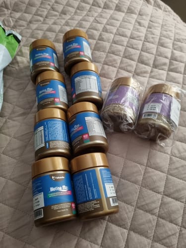 Customer photo review of Biotina Max (Vitaminas Ativas - B1 B2 B3 B5 B6 B9 B12, Óleo de coco com TCM) Cápsulas Softgel