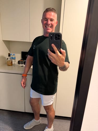 Customer photo review of Ultra-Stretch 5" Chino Shorts - White