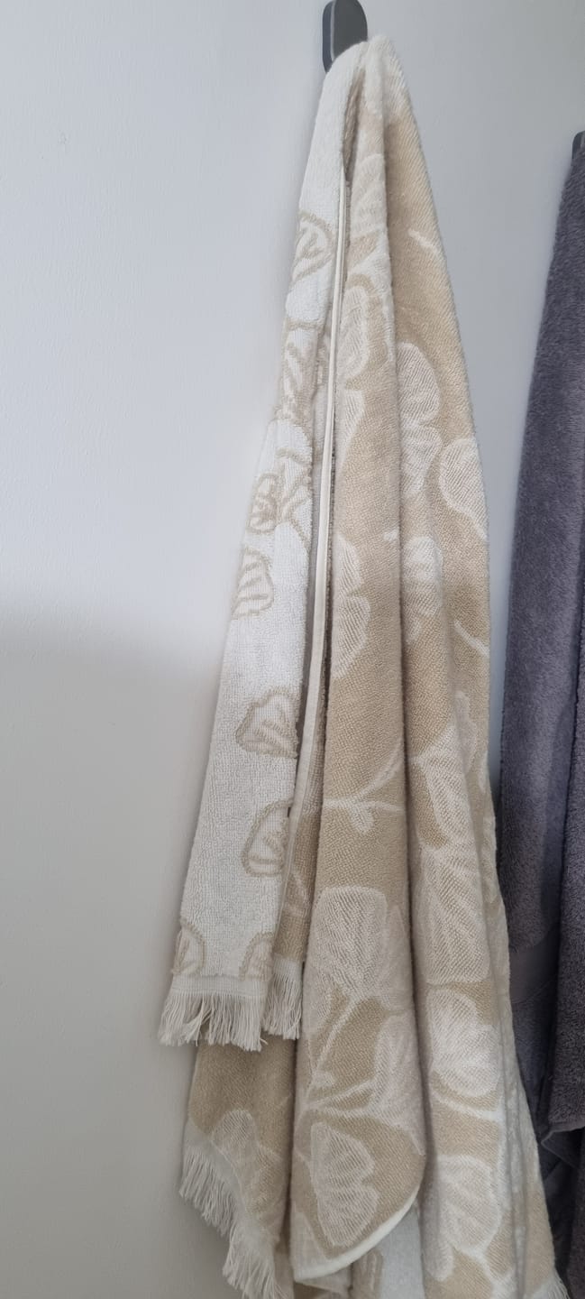 Customer photo review of Toalla Algodón Mediana