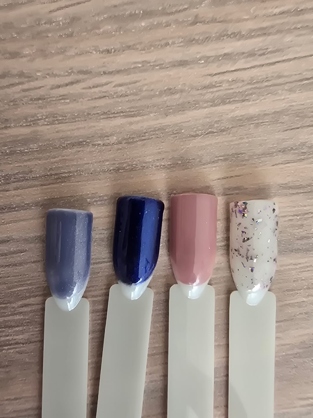 Customer photo review of Semilac 379 Shimmer Stone Saphire UV Gel Polish
