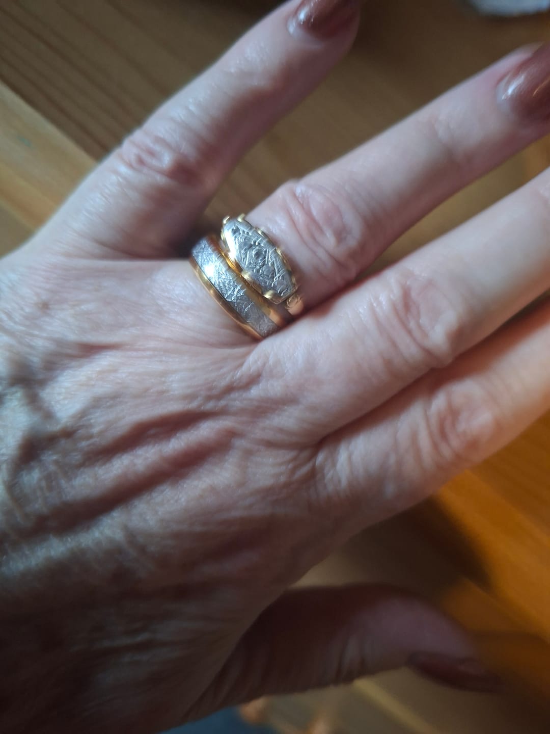 Customer photo review of The Golden Steel 6mm Wonder Ring