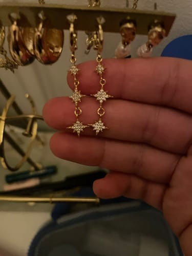Customer photo review of Romilly Droplet Star Huggie Earrings